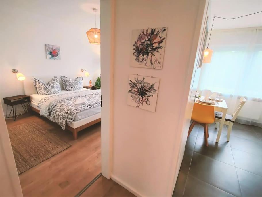 2 Schoene Naehe Hauptbahnhof Apartment Karlsruhe